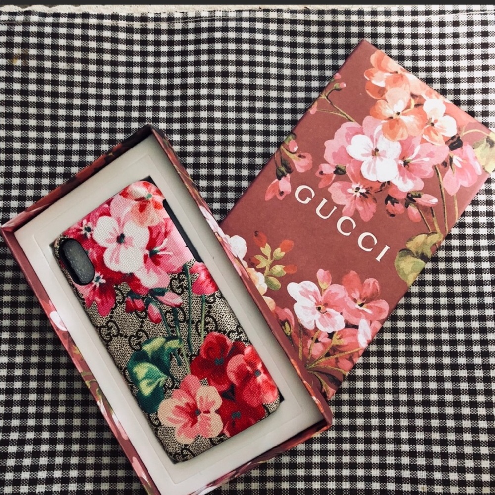 Brand new Gucci flower case for iPhone X /XS Pink